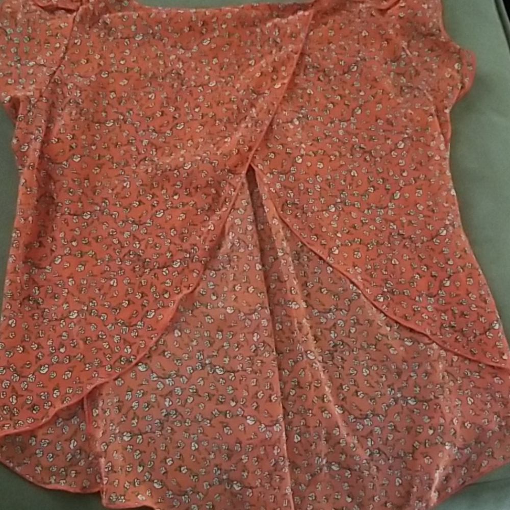 Top - Picture 3 of 4